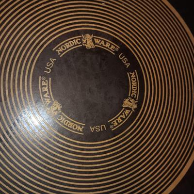 LARGE NORDIC WARE SKILLET, GLASS AND PLASTIC PITCHERS