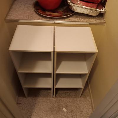 2 SMALL SHELVES AND 2 FOLDING LAP TABLES
