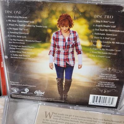 Lot of 8 country music cds