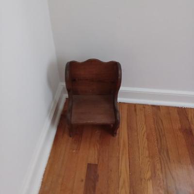 Doll's Chair