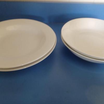 4pc white bowl/plate