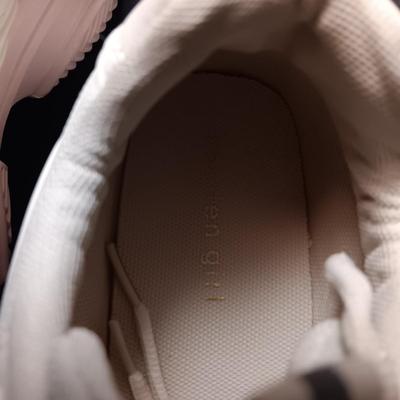 LIKE NEW MADDEN GIRL WALKING SHOES