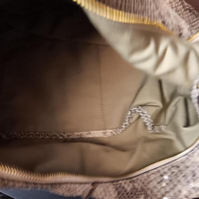 GILI GENUINE LEATHER PURSE