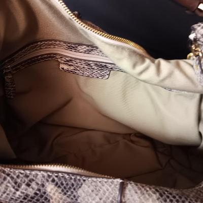 GILI GENUINE LEATHER PURSE