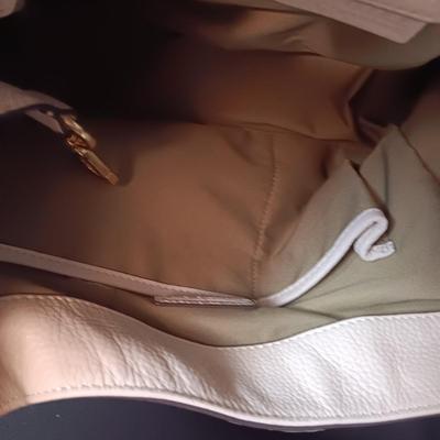 GILI GENUINE LEATHER PURSE