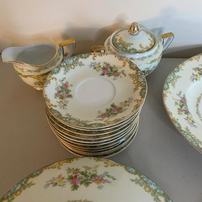 Noritake China Set