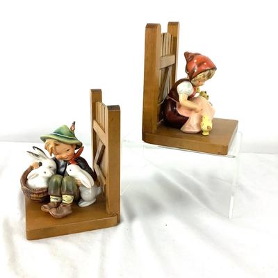 1065 Goebel Hummel Playmates Bookends