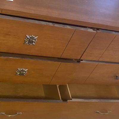 Vintage Dresser w/Mirror