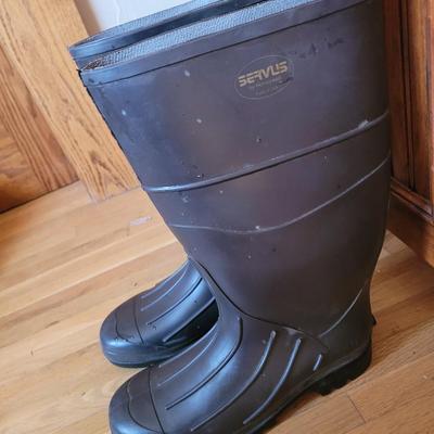Size 12 concrete boots