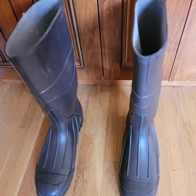 Size 12 concrete boots