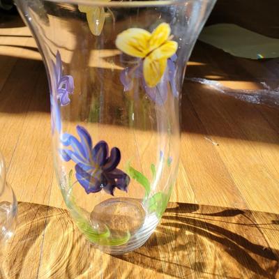 2 handpaint3d glasses, 1 matching vase and additional vase