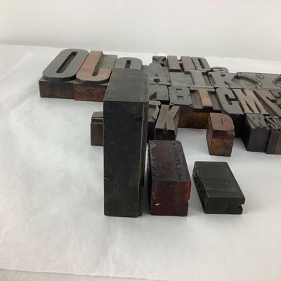 1071 Vintage Letter Printing Press Blocks