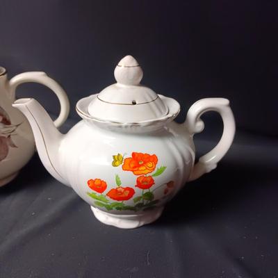 ARTHUR WOOD TEAPOT