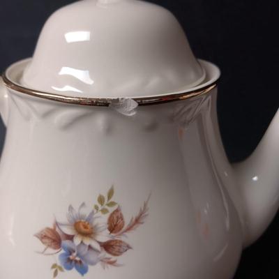 ARTHUR WOOD TEAPOT