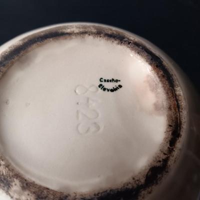 ARTHUR WOOD AND CZECHOSLOVAKIA TEAPOTS