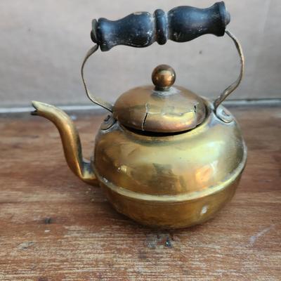 Large Copper Brass Collector Lot Cider Cup Tea pots Hammered Copper Jar