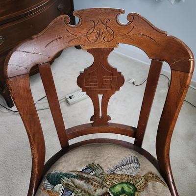 Antique Parlor Chair Duck embroider Seat