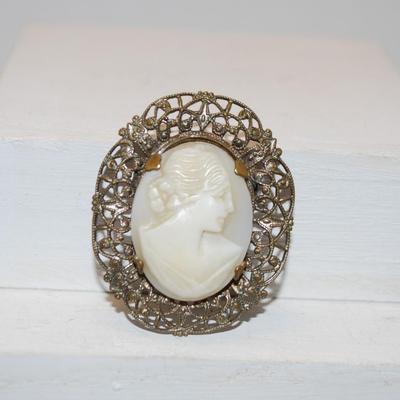 Beautiful Vintage White Cameo Oval Pin with Filigree Style Surround 1 Â½