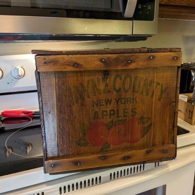 Authentic Vintage Wayne County NY Apples Crate