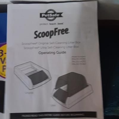 PetSafe ScoopFree Self-cleaning litter box