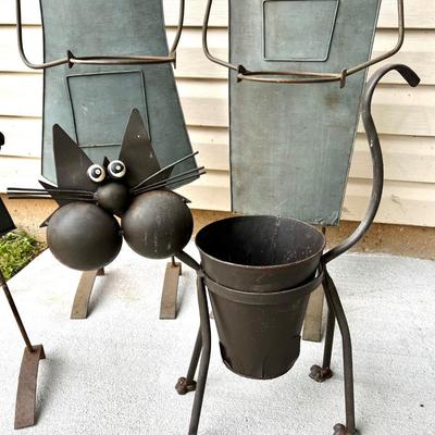 Metal Planter Stand Pot Holder Family with Kitty