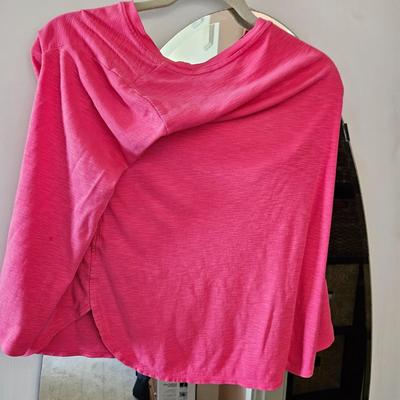 WOMEN'S PINK TEESHIRT