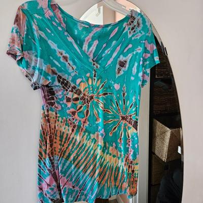 WOMEN'S TYDY TEESHIRT