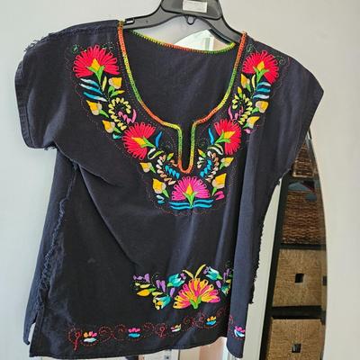 WOMEN'S TEESHIRT STITCHED