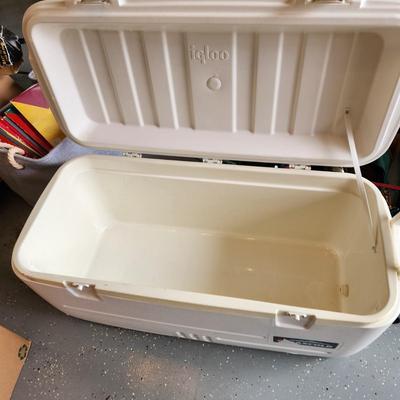 120 QT igloo Ice Cooler Chest
