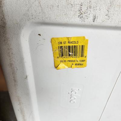 120 QT igloo Ice Cooler Chest