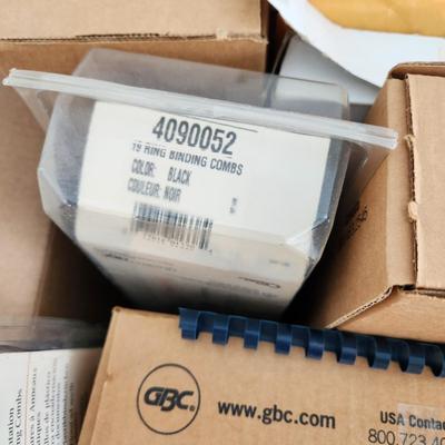 Ibimatic Plastic Comb Binding System with supplies