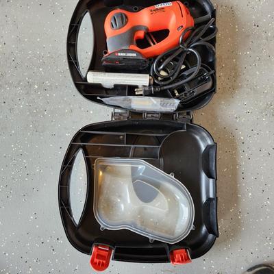 3 pc Tool Lot B&D 7901 Grinder , Reciprocating Saw, Zip Saw