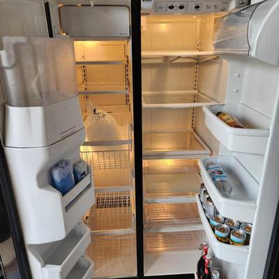 Kenmore Elite Side by Side Refrigerator 36x30Dx70H