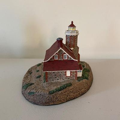 Passage Island Lighthouse - The Danbury Mint