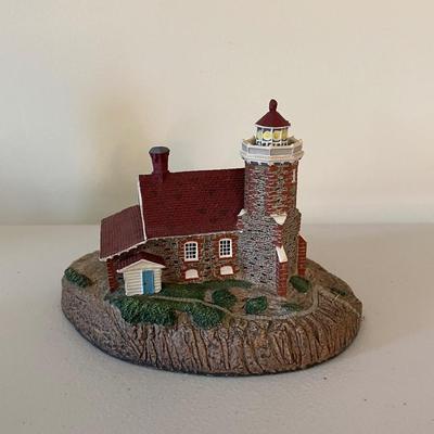 Passage Island Lighthouse - The Danbury Mint
