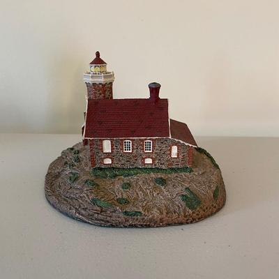 Passage Island Lighthouse - The Danbury Mint