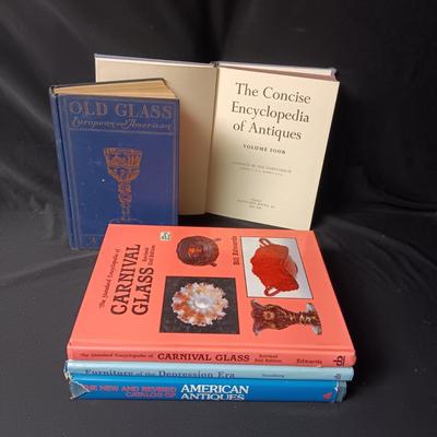 NON FICTION BOOKS ON ANTIQUES AND COLLECTIBLES