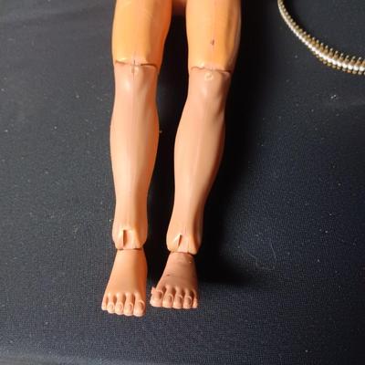 GI JOE LIKE ACTION FIGURE (2)