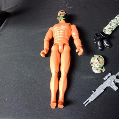 GI JOE LIKE ACTION FIGURE (3)