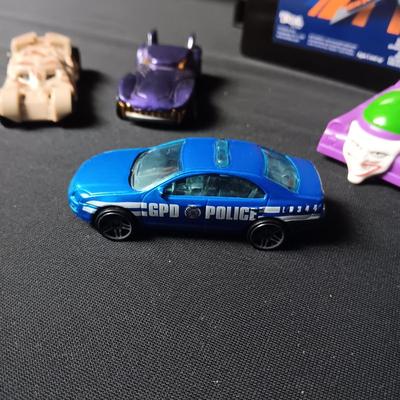 SMALL HOT WHEELS STORAGE BOX W/BATMAN CARS