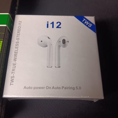 NEW WIRELESS EARBUDS AND DUAL USB CAR CHARGER
