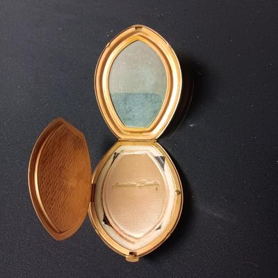 VINTAGE ELGIN AMERICAN MIRROR & POWDER COMPACT