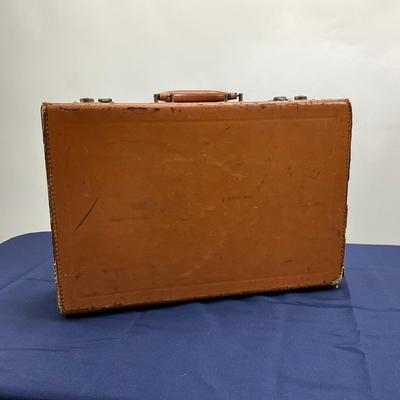 1091 Vintage Briefcase