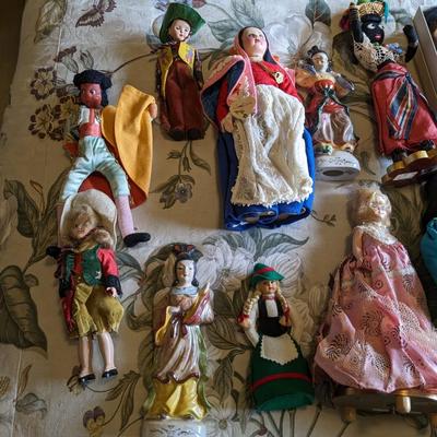 Variety Lot of Vintage Ethnic Dolls