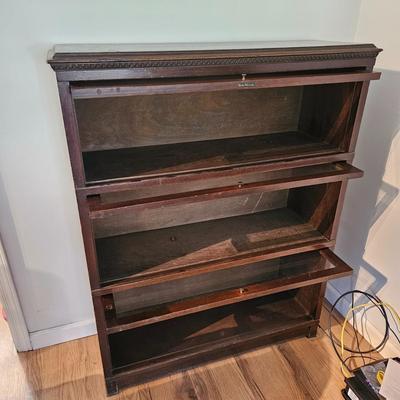 Globe-Wernicke Barristers Bookcase (LR-DW)