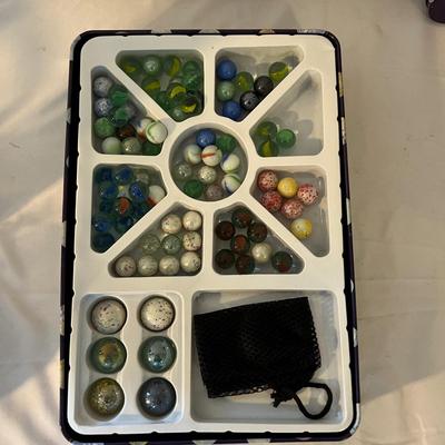 Hundreds of Marbles, New & Old (D-MK)