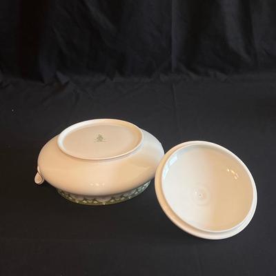 â€œAshmontâ€ Royal Doulton Fine China Set (DR-DZ)