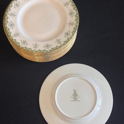 â€œAshmontâ€ Royal Doulton Fine China Set (DR-DZ)