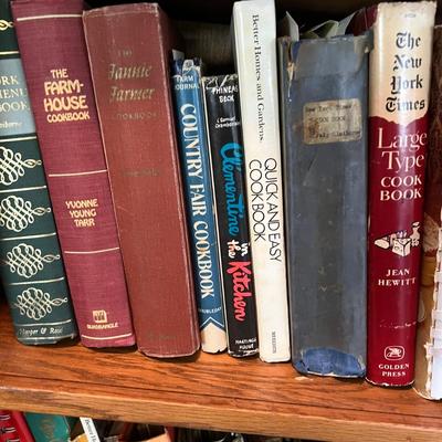 Large Collection of Vintage Cookbooks (D-MK)