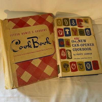 Large Collection of Vintage Cookbooks (D-MK)